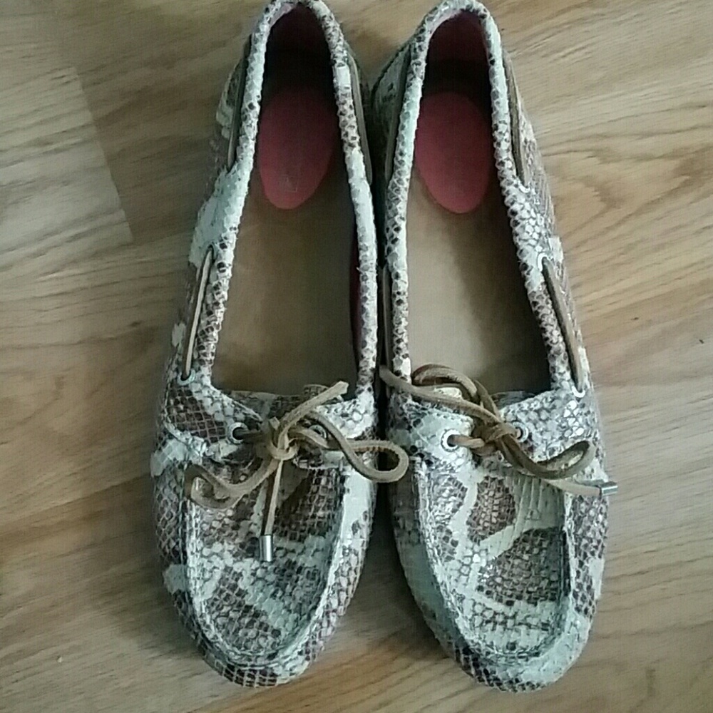 Sperry top siders size 9!!!!!!!